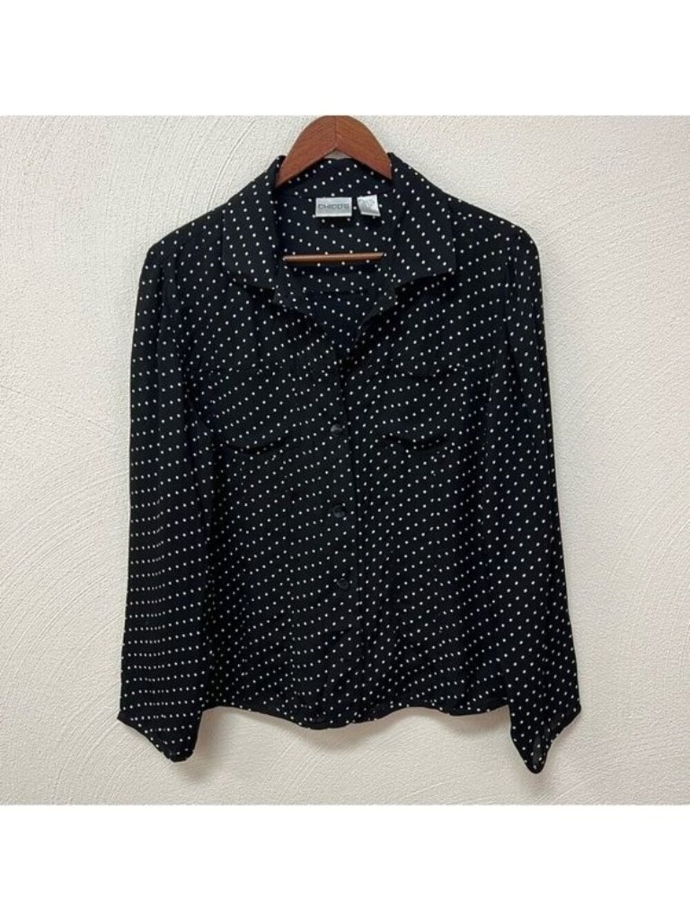 Chico’s 100% Silk Black & White Polka Dot Print Button Up Blouse Chicos Sz 1